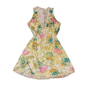 Beautiful MariGold Floral 1970s Vanity Fair Slip Sz M